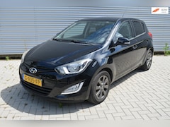 Hyundai i20 - 1.2i i-Vision 5 Deurs | Airco | Cruise | Stoelverwarming | PDC