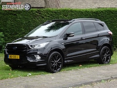 Ford Kuga - 1.5 ST Line met Camera, Panodak en Trekhaak