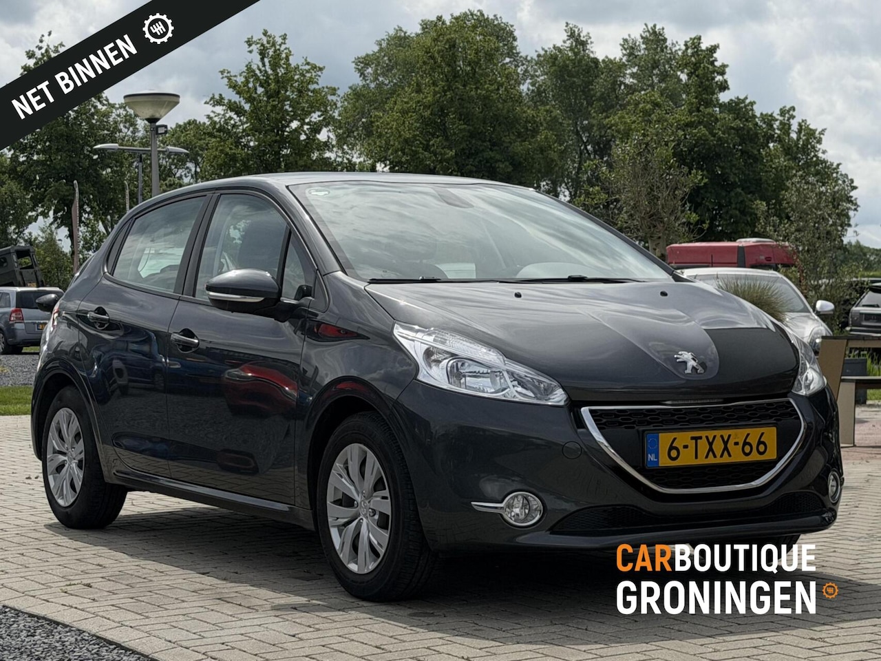 Peugeot 208 - 1.2 VTi Allure | 1e EIGENAAR | CLIMA | TREKHAAK - AutoWereld.nl