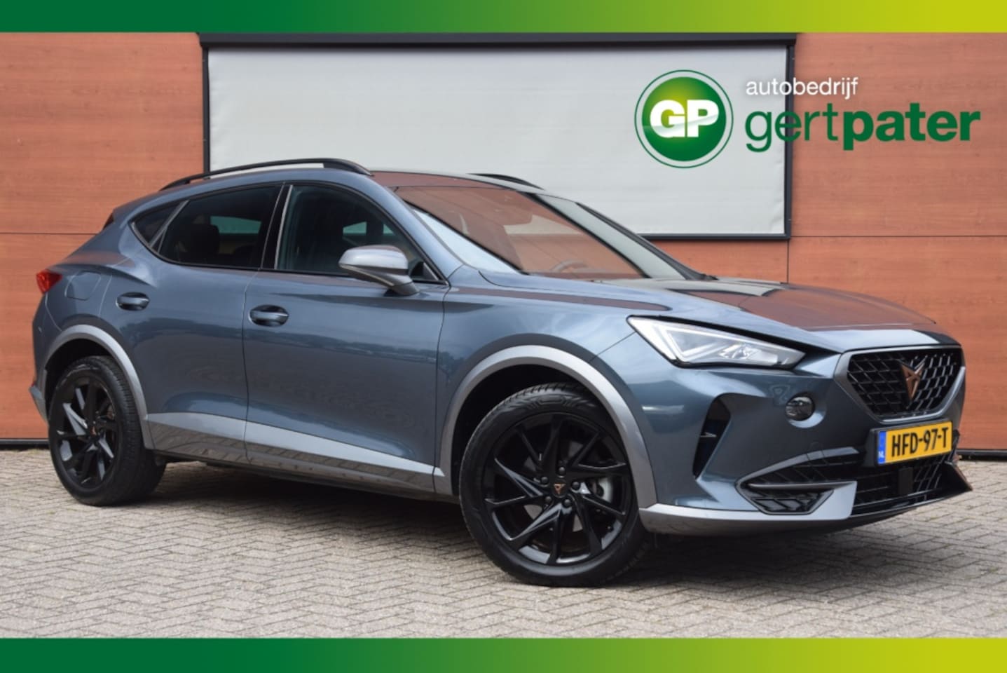 CUPRA Formentor - 1.4 e-Hybrid Stoel-Stuurverwarming/Matrix/Navi/PDC/Keyless - AutoWereld.nl