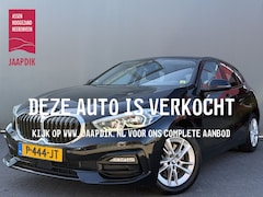 BMW 1-serie - BWJ 2022 118i 136 PK Business Edition AUTOMAAT | FULL LED | HALF LEDER | STOELVERW. | CARP