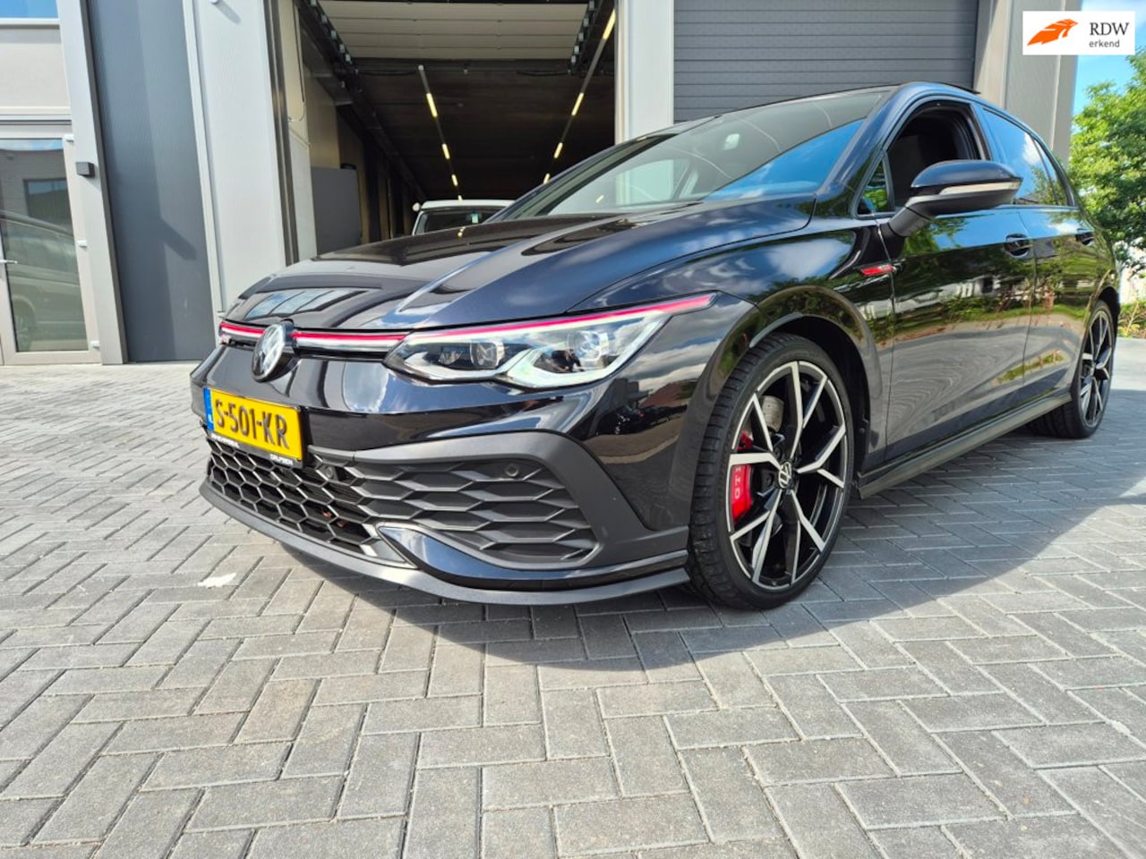 Volkswagen Golf - 2.0 TSI GTI Pano - AutoWereld.nl