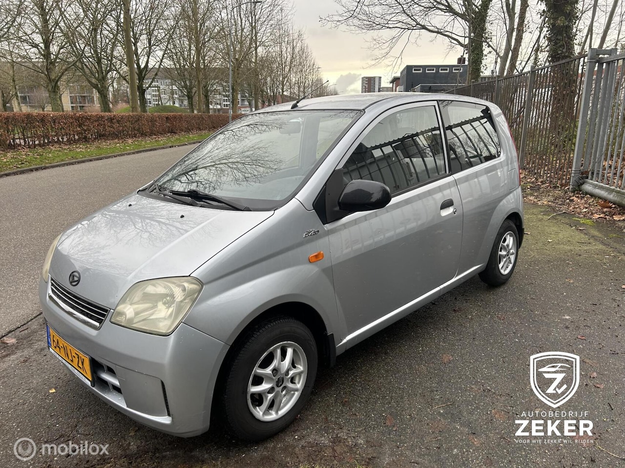 Daihatsu Cuore - 1.0- /12V Lange apk / WEG = WEG / Bluetooth/ - AutoWereld.nl