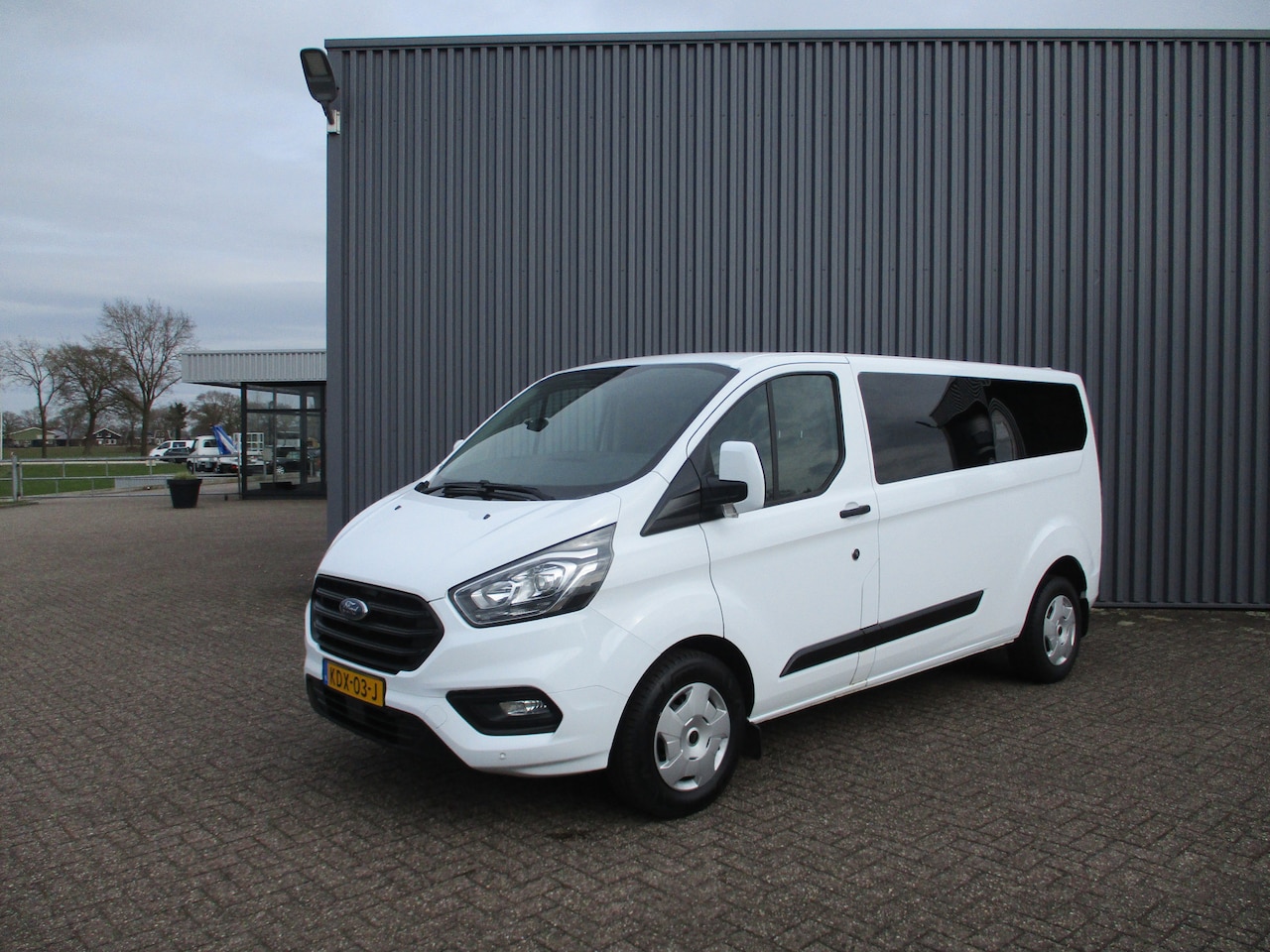 Ford Transit Custom - 2.0 TDCI L2 Trend Airco Personenbus 9 persoons - AutoWereld.nl