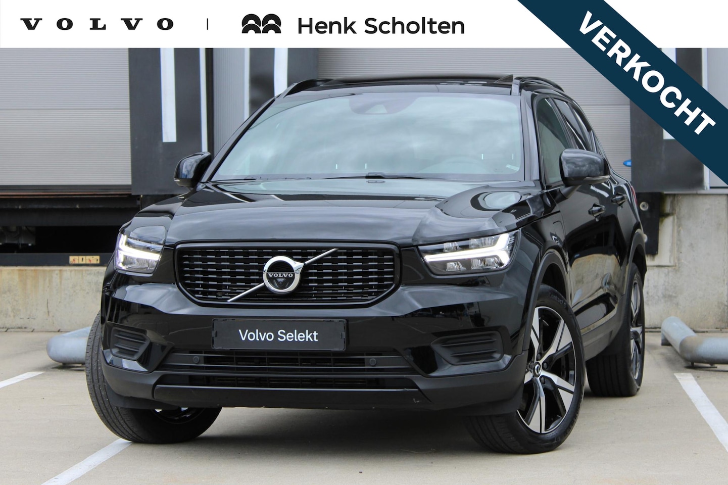 Volvo XC40 - T4 Recharge R-Design | Panoramadak | 360 graden camera | Premium audio by Harman Kardon | - AutoWereld.nl