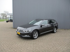 Volkswagen Passat Variant - 1.5 TSI 150 Pk Automaat Navi Trekhaak