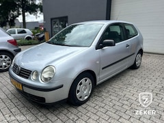 Volkswagen Polo - 1.4-16V NIEUWE APK CarPlay/ Airco/Cruise
