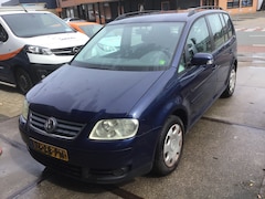 Volkswagen Touran - 2.0-16V FSI Trendline Bj 2005/schade