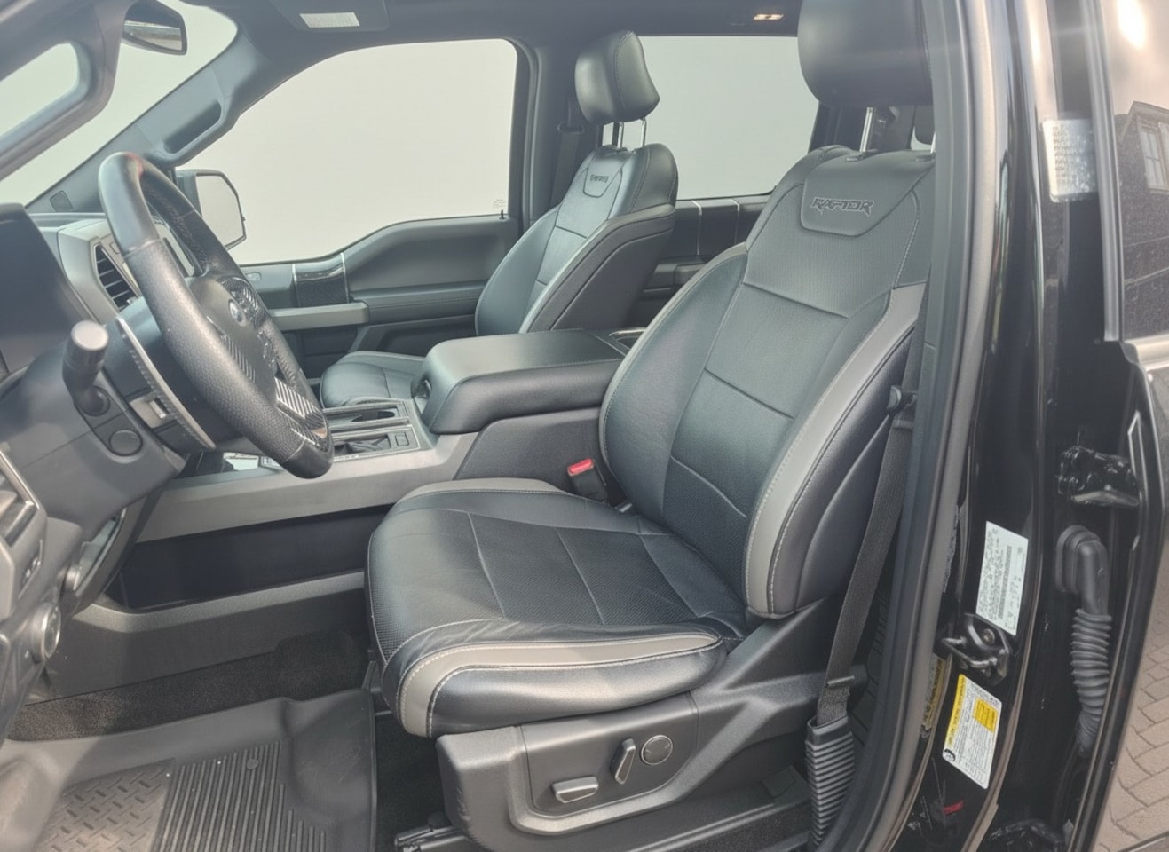 Ford F150 - USA 3.5 V6 Ecoboost SuperCrew Raptor. Lage Bijtelling. Bomvol!