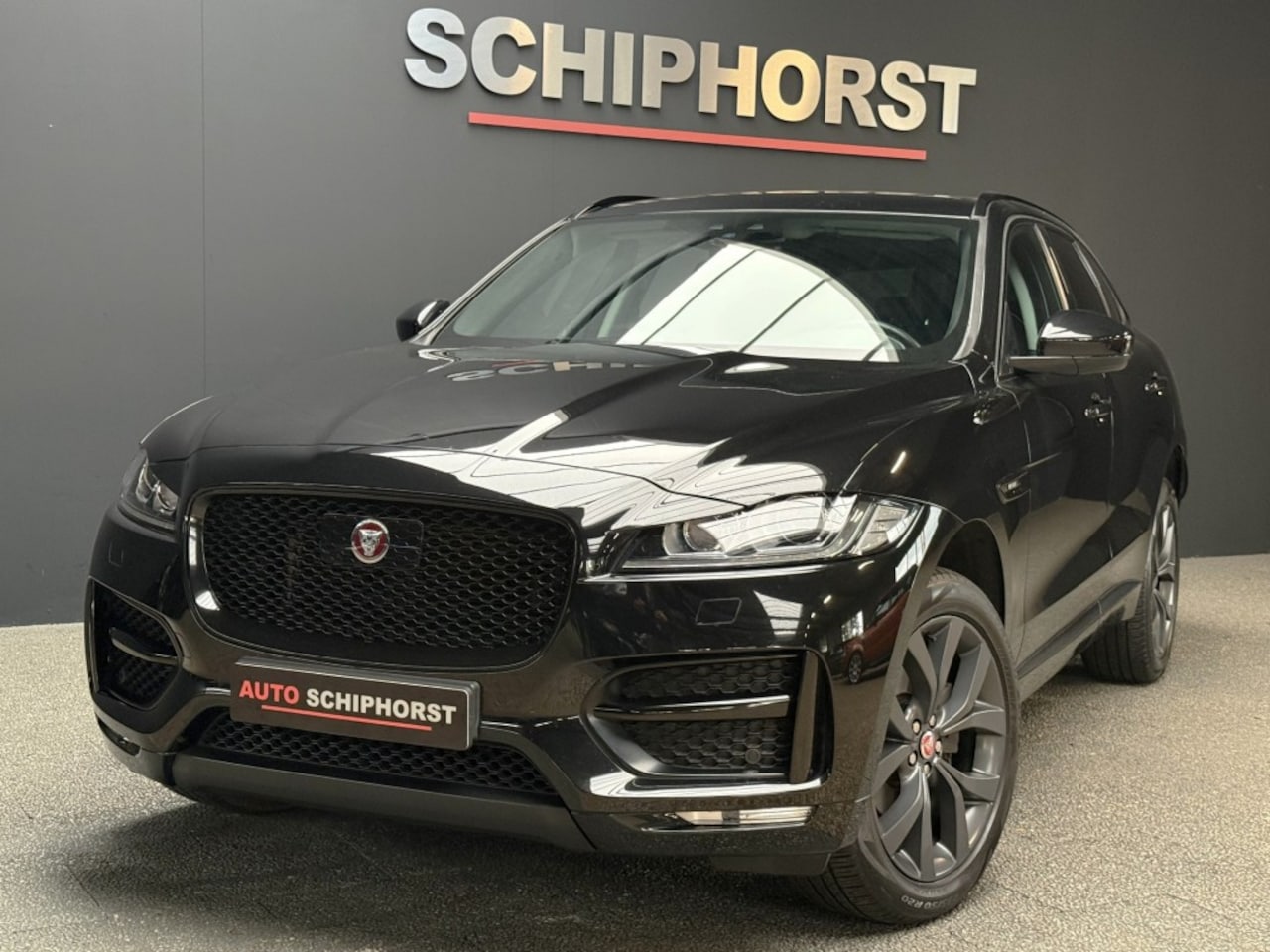 Jaguar F-Pace - 2.5t AWD Sport 250pk elec stoelen garantie camera - AutoWereld.nl