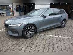 Volvo V60 - 2.0 B3 MOMENTUM, Climate en Park pakket