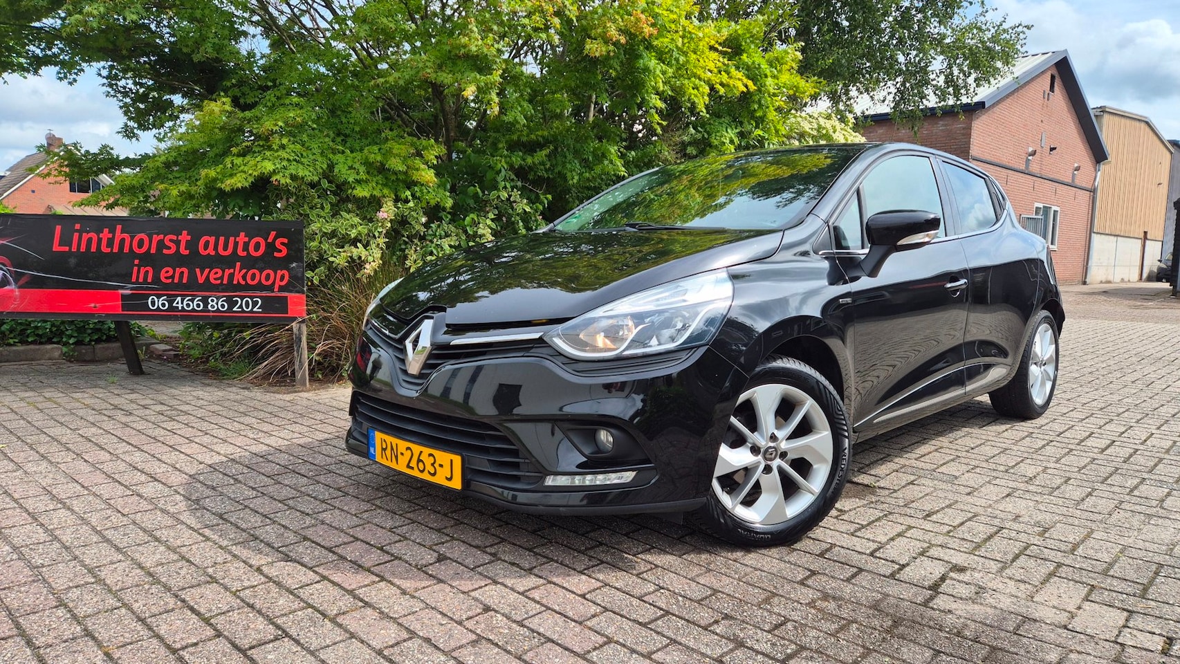 Renault Clio - 1.5 dCi Ecoleader Limited bj 2018 - AutoWereld.nl