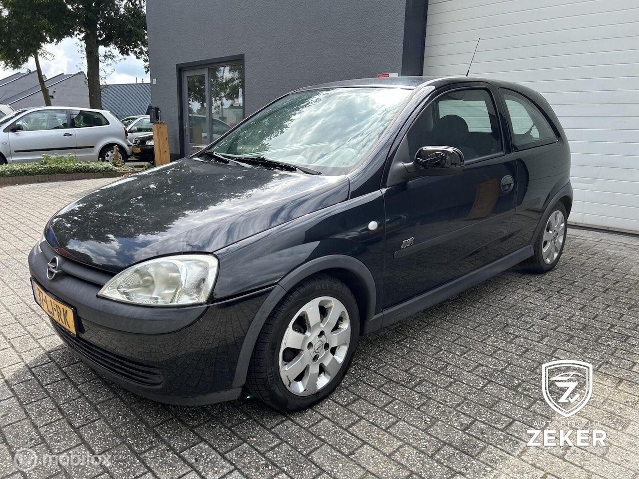 Opel Corsa - 1.4-16V Sport 1.4-16V Sport - AutoWereld.nl