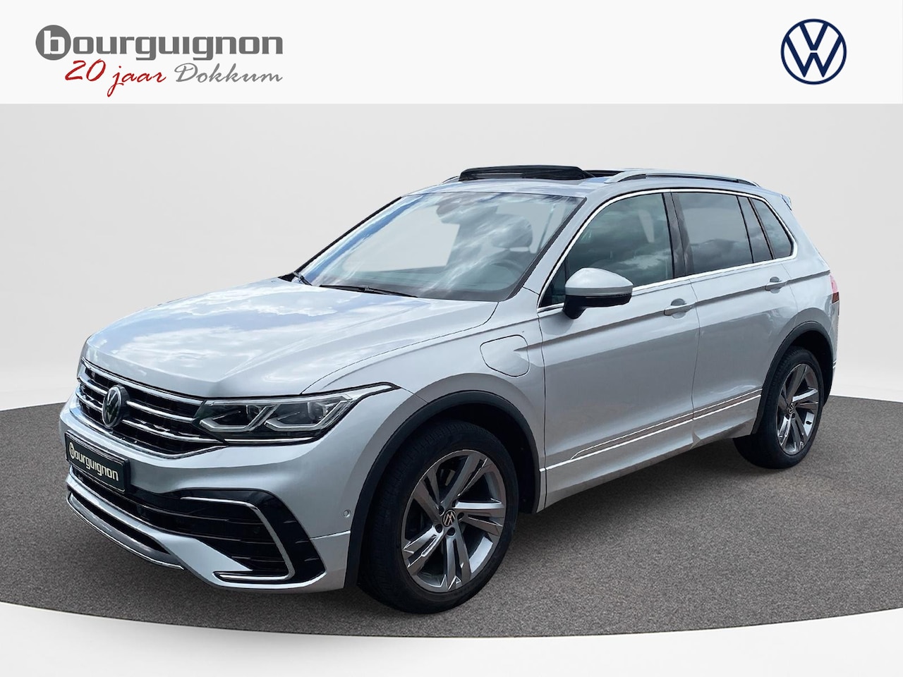 Volkswagen Tiguan - 1.4 TSI eHybrid R-Line Business+ | PHEV | Trekhaak | Pano | A.cam | Winterpakket | 245Pk | - AutoWereld.nl