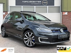 Volkswagen Golf - 1.4 TSI GTE/PANO/CAMERA/STOELV/PARKS/APK/NAP