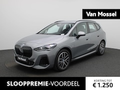 BMW 2-serie Active Tourer - 218i M-Sport AUTOMAAT | Carplay | Camera | CruiseControl | Stoelverwarming | Navigatie | M