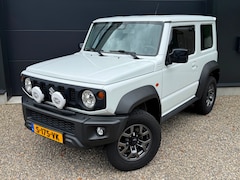 Suzuki Jimny - 1.5 Stijl | HELLA | 4-PERS | CLIMATE CONTROL | ALL TERRAIN BANDEN