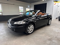 Renault Mégane coupé cabriolet - 2.0-16V Privilège Luxe