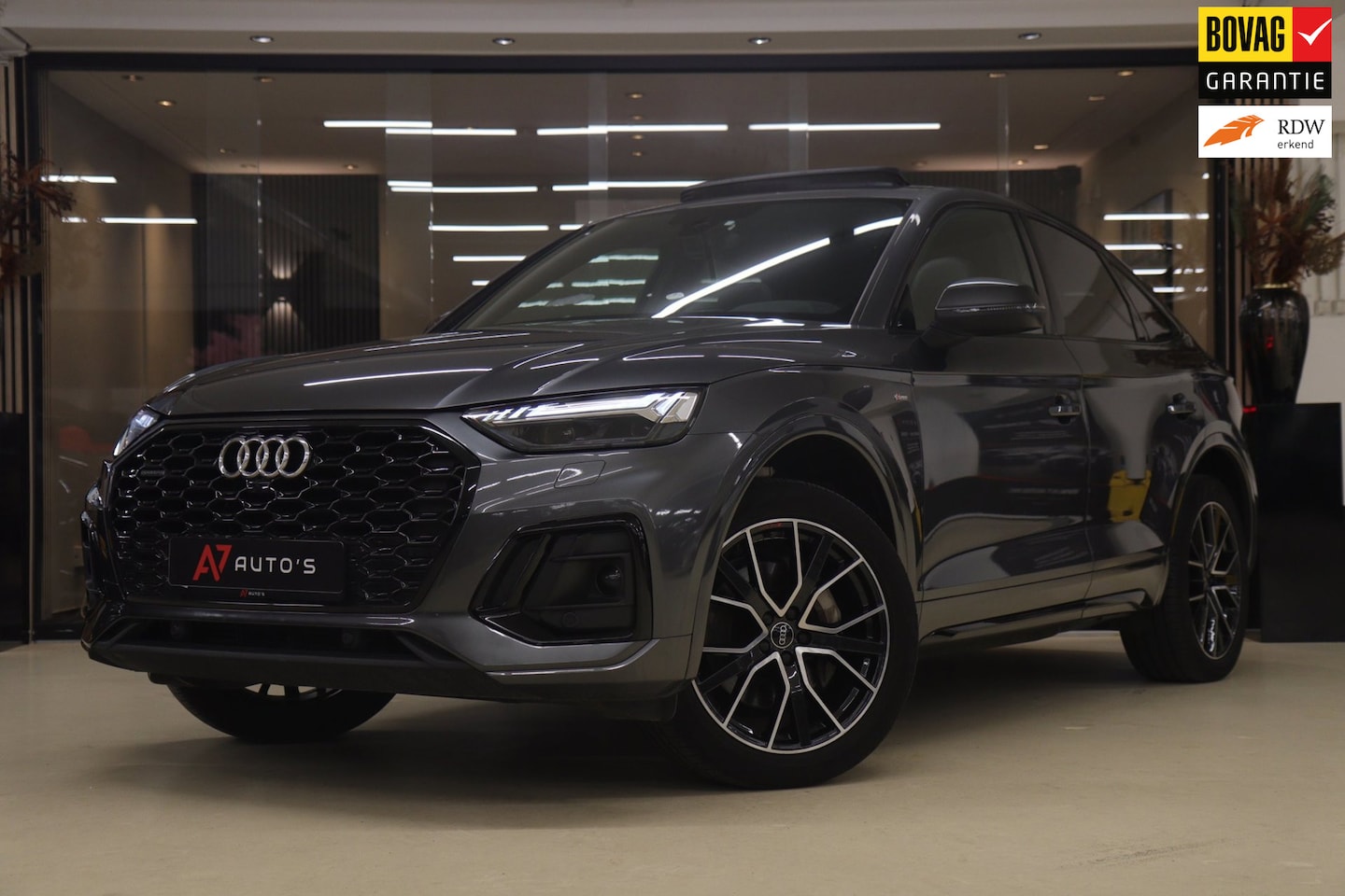 Audi Q5 Sportback - 50 TFSI e 3X S-LINE PANO/CARPLAY/B&O/KEYLESS/VOL - AutoWereld.nl