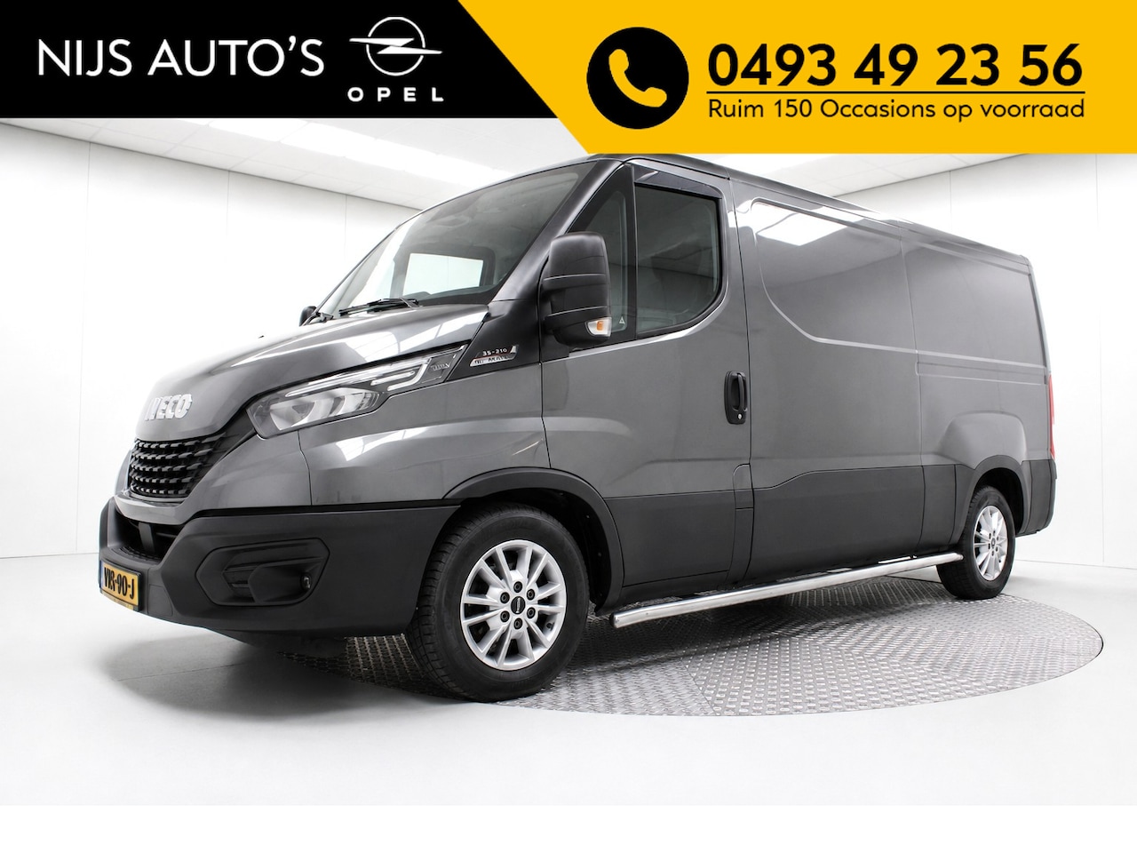 Iveco Daily - 35S21 3.0 210pk Hi-Matic Automaat Luchtvering | Automaat | 3,5t Trekgew. | Camera / Laadka - AutoWereld.nl