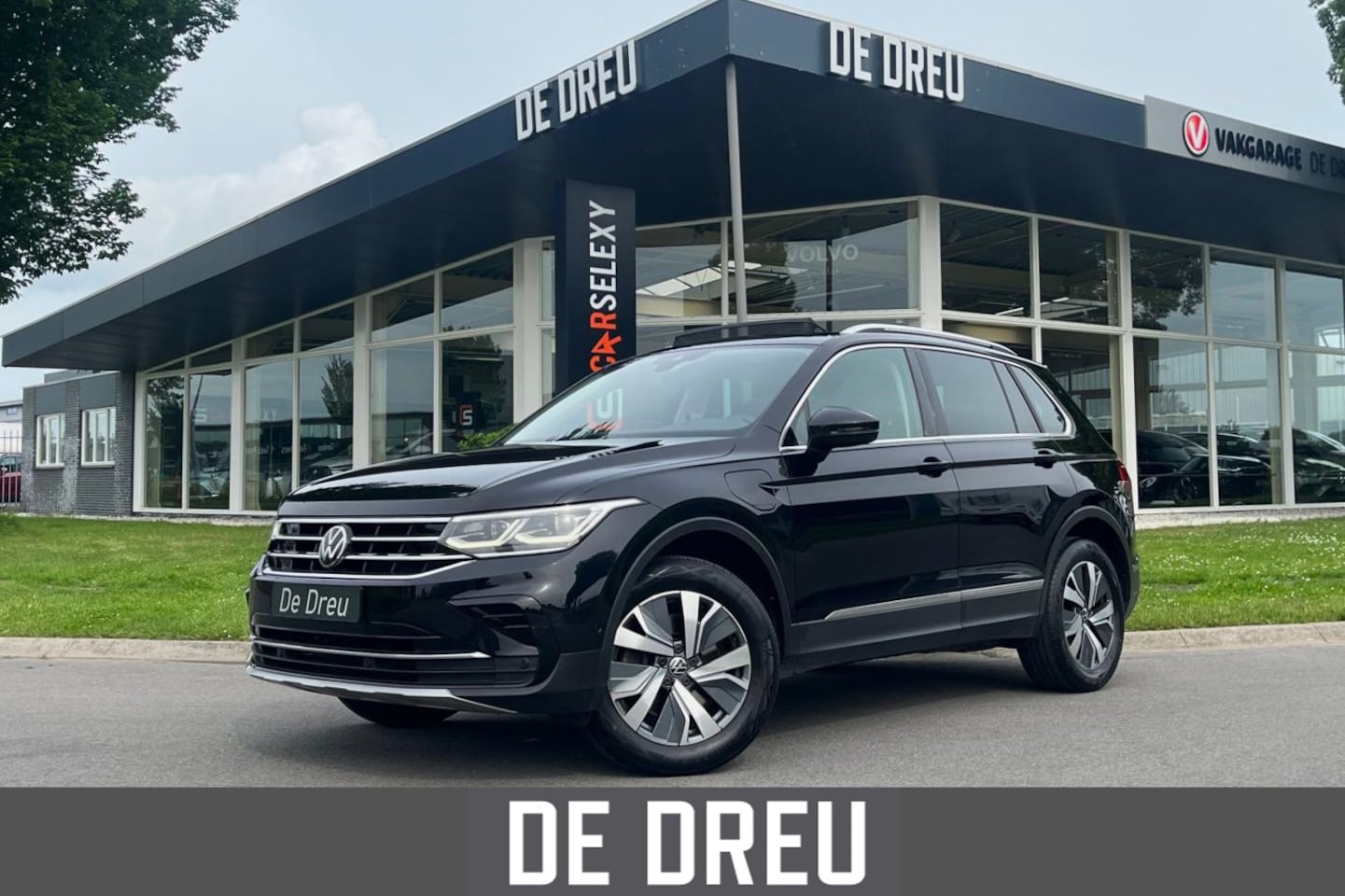 Volkswagen Tiguan - 1.4 TSI eHybrid Elegance 245pk |PANO | TREKHAAK | CAMERA | - AutoWereld.nl