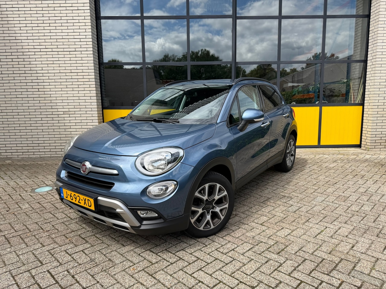 Fiat 500 X Cross - 1.4 Turbo Trekhaak, Automaat, 4 seizoenen banden - AutoWereld.nl