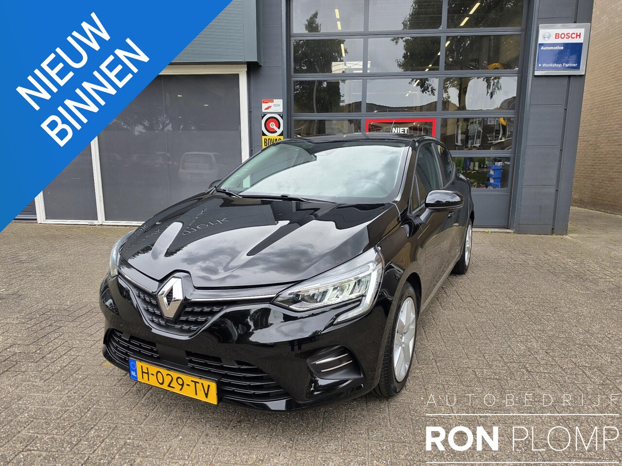 Renault Clio - 1.0 TCe Zen / Airco/ Navigatie/ Cruise/ Apple carplay/ LED/ PDC/ LMV - AutoWereld.nl