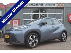 Toyota Aygo X - Hybrid 115 play LM-velg, stoelverw. ACC, Camera