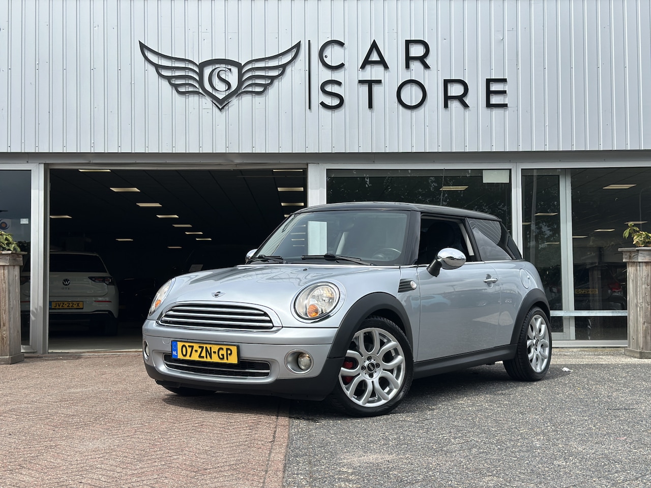 MINI 3-Deurs - 1.6 Cooper |CARPLAY|LM VELGEN 17''|AIRCO|ELK.PAKKET|NETTE AUTO - AutoWereld.nl