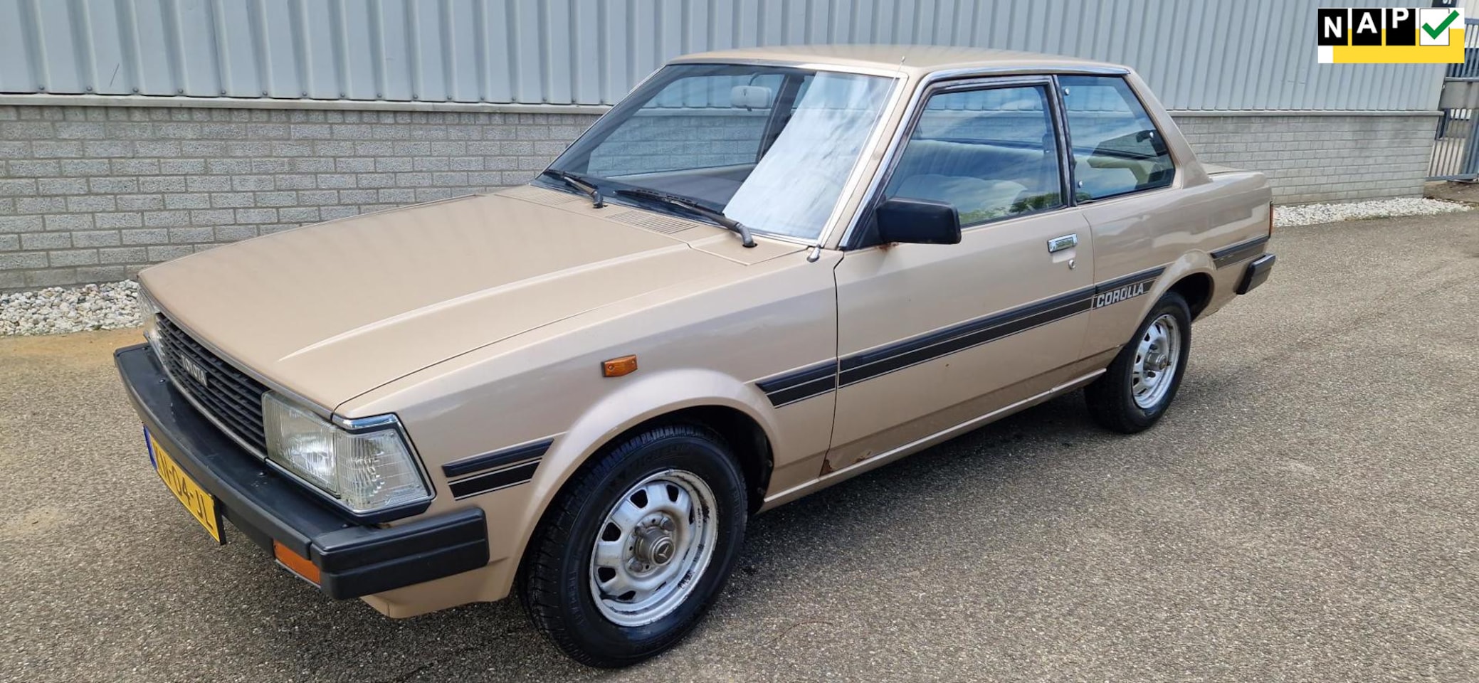 Toyota Corolla - 1.6 DX Schuurvondst !!! - AutoWereld.nl