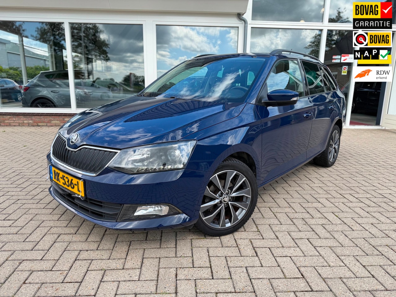 Skoda Fabia Combi - /1.0 TSI Drive/ Wifi/Front Assist/ Bluetooth/ Airco/ NAP - AutoWereld.nl