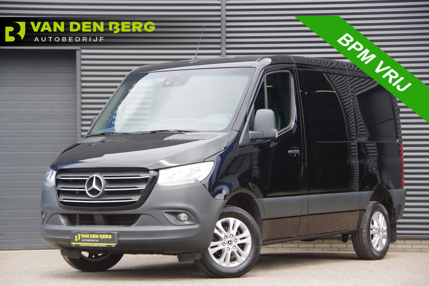 Mercedes-Benz Sprinter - 317 1.9 CDI L1H1 RWD AUT. 3-ZITS, LEDER, MBUX 10'', STOELVERWARMING, LEDER STUUR, CRUISE, - AutoWereld.nl