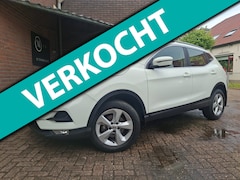 Nissan Qashqai - 1.3 DIG-T Business Edition 140PK Apple Carplay / Cruise Controle / Parkeer Sensoren / Acht