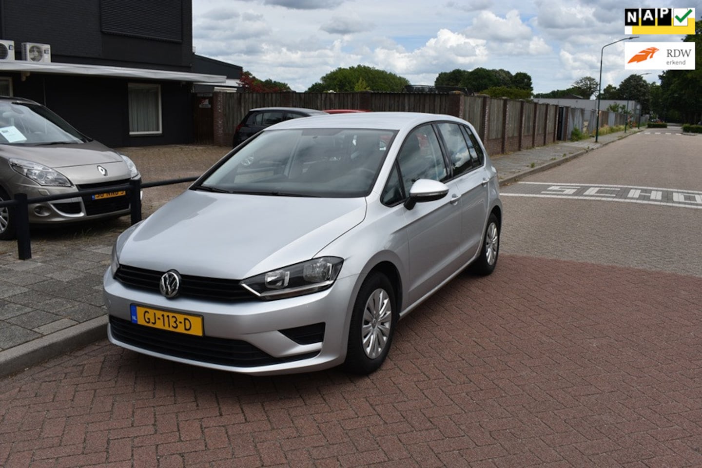 Volkswagen Golf Sportsvan - 1.2 TSI Trendline Navigatie - AutoWereld.nl