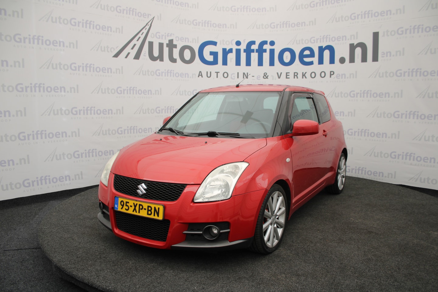 Suzuki Swift - 1.6 Sport Hatchback met 125PK - AutoWereld.nl