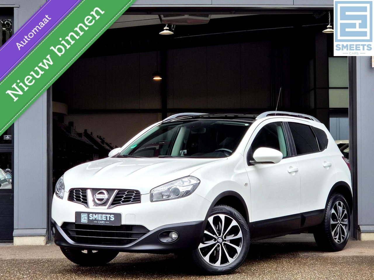 Nissan Qashqai - 2.0 Connect Edition Automaat |Pano|Navi|Cam. - AutoWereld.nl