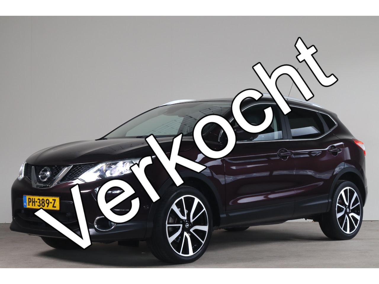 Nissan Qashqai - 1.2 Tekna - NL- Auto!! Camera 360 I Pano I Keyless E+S - AutoWereld.nl
