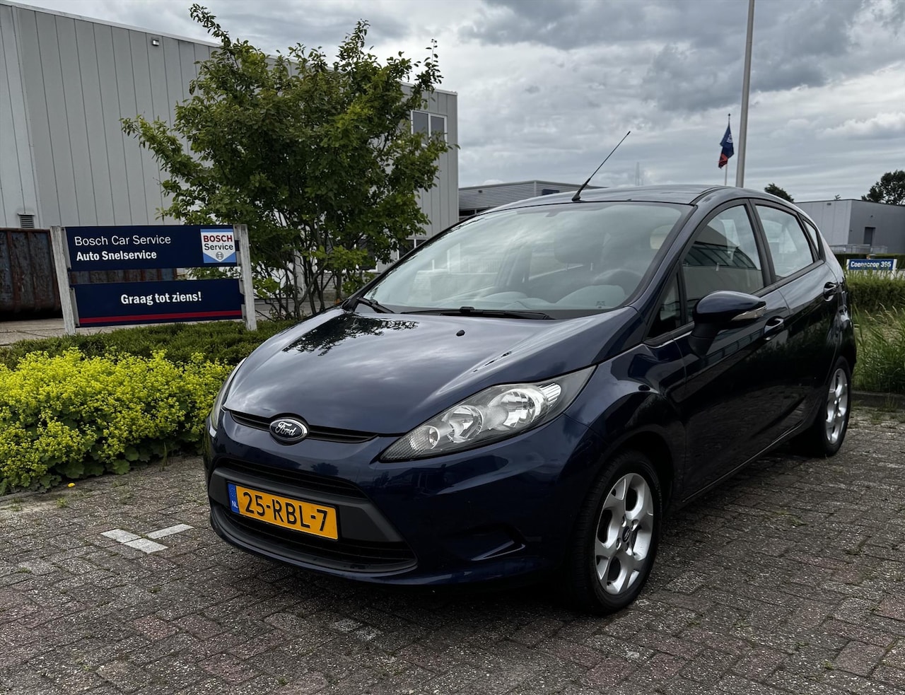 Ford Fiesta - 1.25 44KW 5DR - AutoWereld.nl