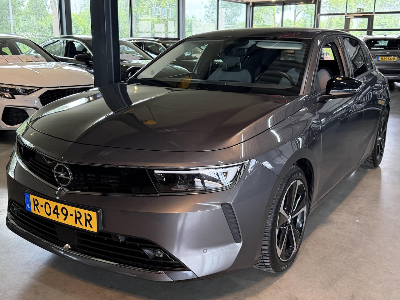 Opel Astra - 1.6 Hybrid Business Edition 1.6 Hybrid Business Edition - AutoWereld.nl