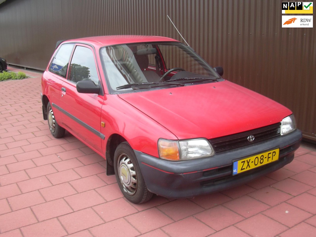 Toyota Starlet - 1.3 GLi 1.3 GLi - AutoWereld.nl