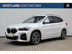 BMW X1 - xDrive25e M Sport Automaat / Trekhaak / Sportstoelen / Stoelverwarming / Cruise Control /