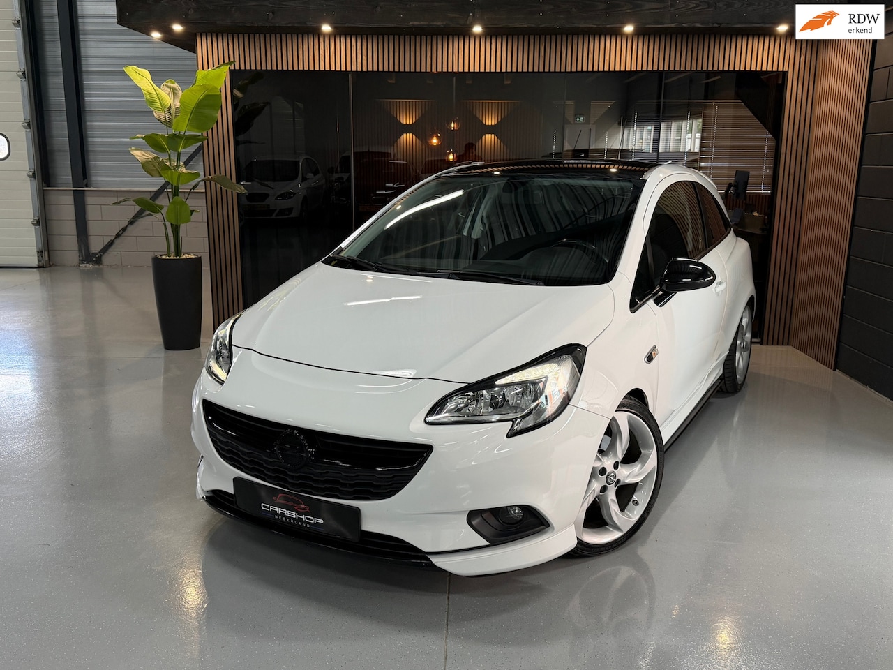 Opel Corsa - 1.0 Turbo OPC Line CRUISE/PDC/AIRCO/ELECRMN/FULL - AutoWereld.nl