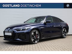 BMW i4 - eDrive40 M Sport / M Sportstoelen / Achteruitrijcamera / Active Cruise Control / Comfort A