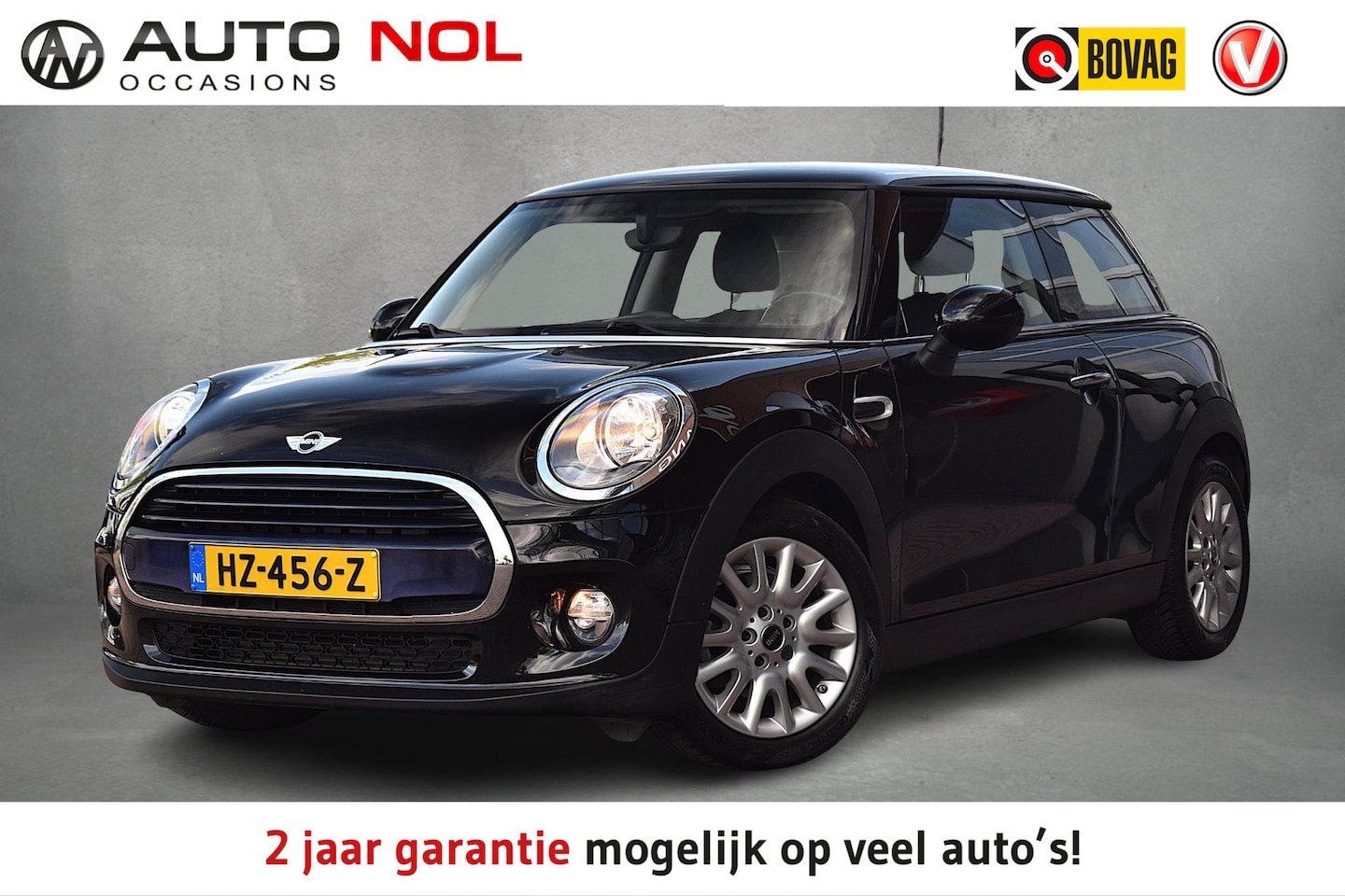 MINI 3-Deurs - 1.5 Cooper Business | Airco | Cruise | Navi | Licht Metalen Velgen - AutoWereld.nl