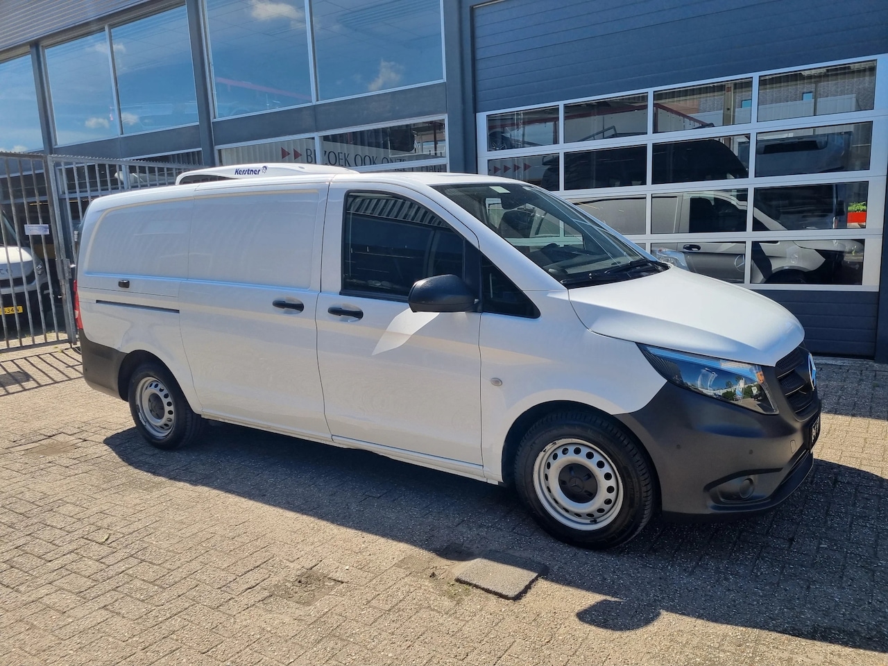 Mercedes-Benz Vito - 114 CDI Koelwagen Kerstner ST 230V 0'C Euro 6 - AutoWereld.nl
