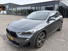 BMW X2 - sDrive20i High Executive | Panodak | Leer | Trekhaak | Automaat