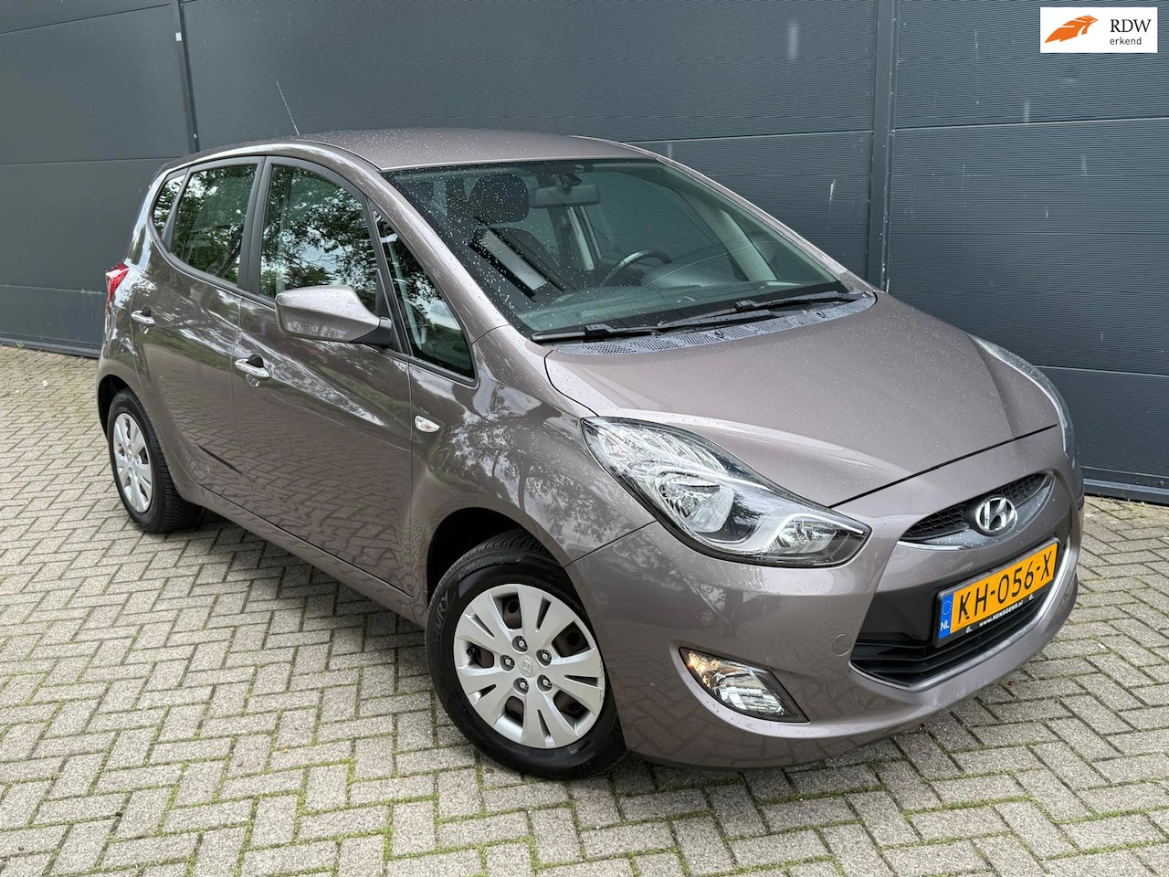 Hyundai ix20 - 1.6i Go!/Airco/Cruise/trekhaak/nieuw apk - AutoWereld.nl