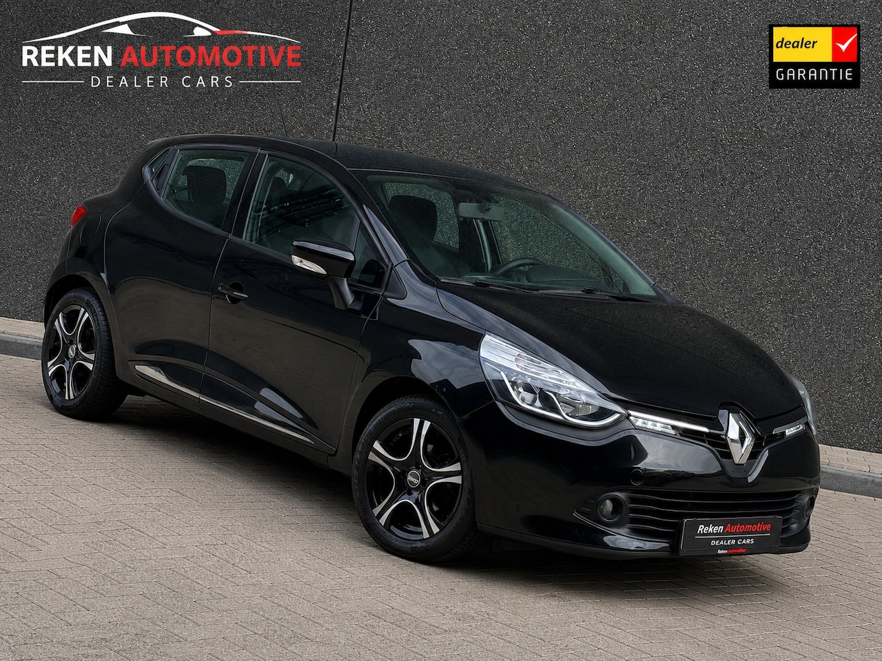 Renault Clio - 1.2 Expression Led Navigatie Cruise Controle Ac - AutoWereld.nl