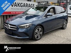 Mercedes-Benz B-klasse - 250 e 17"/Panoramadak/Trekhaak/Head-up/Dodehoek/Adaptieve cruise/Camera/Stoelverwarming/Sf