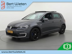 Volkswagen Golf - 1.4 TSI GTE | Geen import | Trekhaak | Panoramadak